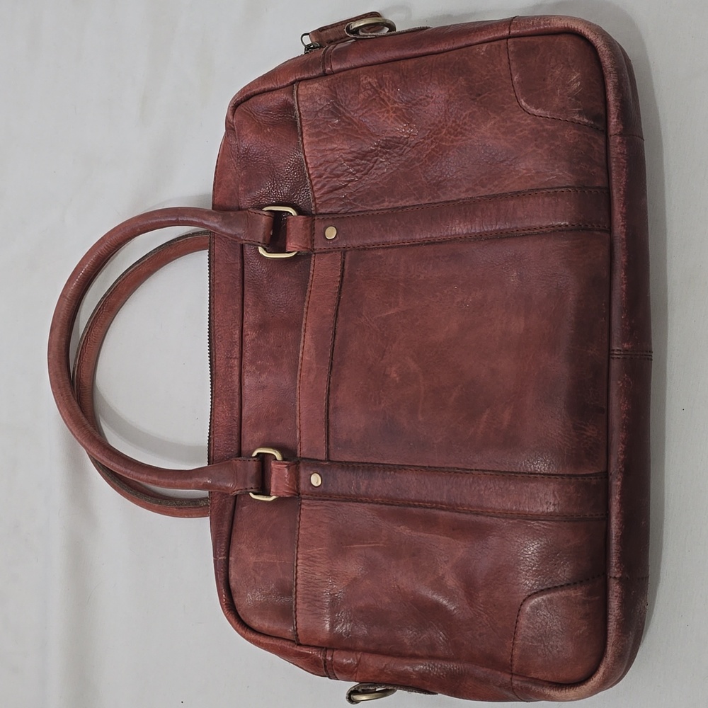 KIKO Sleek‎ Brief Zippered Leather Briefcase in Brown